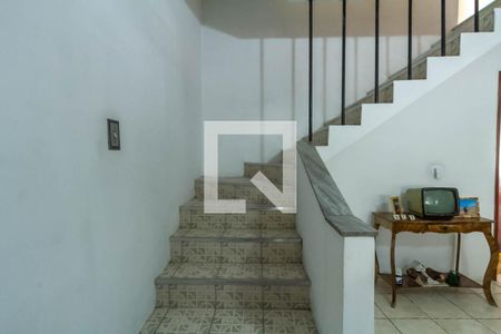 Escada de casa à venda com 4 quartos, 176m² em Paulicéia, São Bernardo do Campo