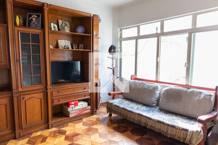 Sala de casa à venda com 3 quartos, 105m² em Vila Paiva, São Paulo