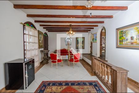 Sala 1 de casa à venda com 3 quartos, 180m² em Santa Lúcia, Belo Horizonte