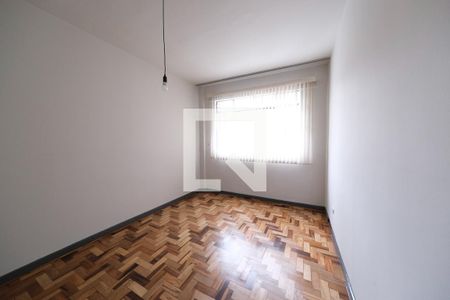 Quarto 2 de apartamento para alugar com 2 quartos, 60m² em Centro, Curitiba