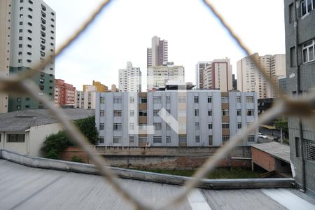 Vista da Sala de apartamento para alugar com 2 quartos, 60m² em Centro, Curitiba