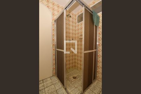 Apartamento para alugar com 100m², 2 quartos e 1 vaga Apartamento para alugar com 100m², 2 quartos e 1 vagaBanheiro da Suíte 1