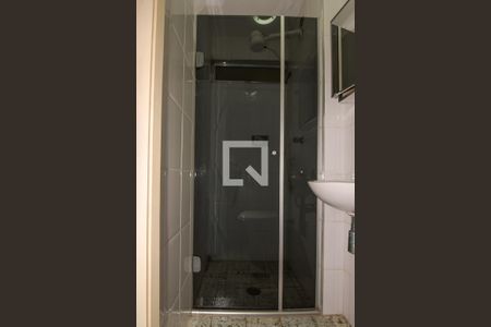 Apartamento para alugar com 100m², 2 quartos e 1 vaga Apartamento para alugar com 100m², 2 quartos e 1 vagaBanheiro de Serviço