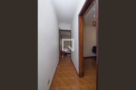 Corredor  de casa à venda com 3 quartos, 200m² em Vila Anglo Brasileira, São Paulo