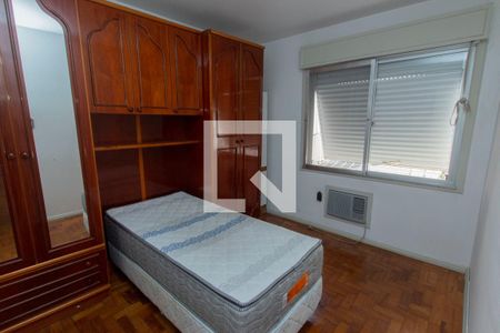 Quarto 2 de apartamento para alugar com 2 quartos, 62m² em São Sebastião, Porto Alegre