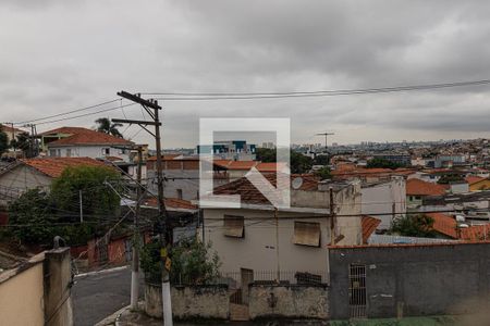 Vista do Quarto 1 de casa para alugar com 2 quartos, 60m² em Vila Nivi, São Paulo