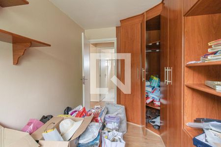 Quarto 1 de apartamento para alugar com 3 quartos, 83m² em Capão Raso, Curitiba