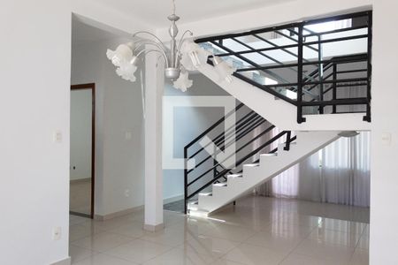 Sala de casa à venda com 5 quartos, 400m² em Trevo, Belo Horizonte