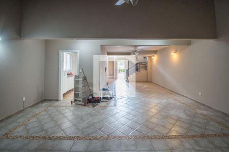 Sala de casa de condomínio à venda com 3 quartos, 200m² em Jardim Chapadão, Campinas