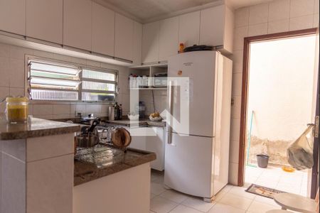 Casa à venda com 150m², 3 quartos e 3 vagas Casa à venda com 150m², 3 quartos e 3 vagasCozinha