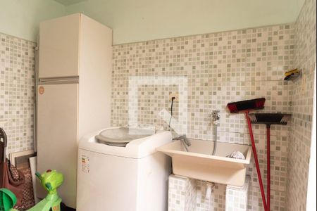 Casa à venda com 150m², 3 quartos e 3 vagas Casa à venda com 150m², 3 quartos e 3 vagasÁrea de serviço