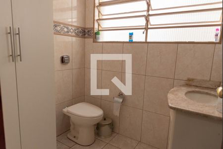 Casa à venda com 150m², 3 quartos e 3 vagas Casa à venda com 150m², 3 quartos e 3 vagasBanheiro