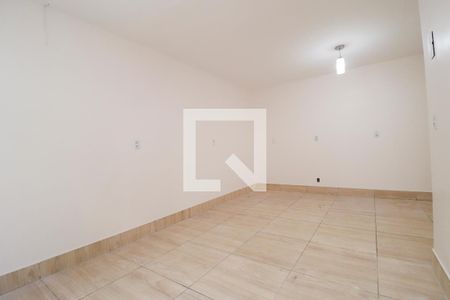 Sala de casa para alugar com 2 quartos, 170m² em Jardim Guanabara Iii, Goiânia