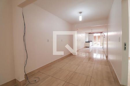 Corredor de casa para alugar com 2 quartos, 170m² em Jardim Guanabara Iii, Goiânia