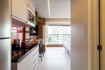 Cozinha de kitnet/studio à venda com 1 quarto, 25m² em Indianópolis, São Paulo