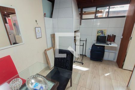 Sala de Jantar de casa à venda com 2 quartos, 86m² em Jardim Itu, Porto Alegre