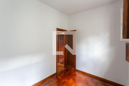 Quarto 3 de apartamento para alugar com 3 quartos, 107m² em Santo Antônio, Belo Horizonte