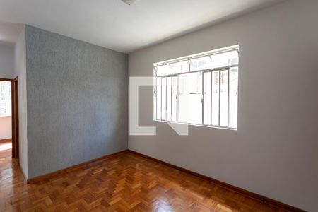 Sala de apartamento para alugar com 3 quartos, 107m² em Santo Antônio, Belo Horizonte