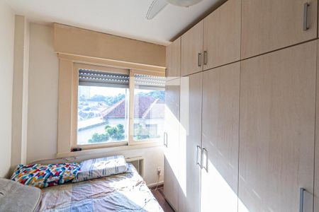 Quarto 1 de apartamento para alugar com 2 quartos, 81m² em Menino Deus, Porto Alegre