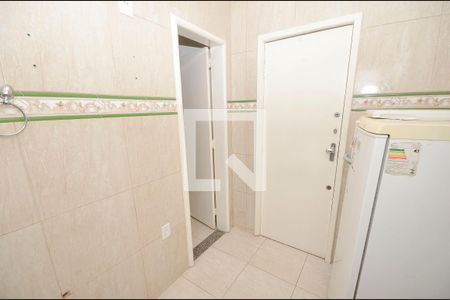 Cozinha com área de serviço de apartamento para alugar com 1 quarto, 38m² em Centro, Rio de Janeiro