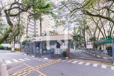 Apartamento para alugar com 72m², 3 quartos e 1 vaga Apartamento para alugar com 72m², 3 quartos e 1 vagaFachada do Condomínio