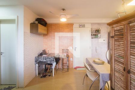 Sala de apartamento para alugar com 2 quartos, 44m² em Jardim Novo Santo Amaro, São Paulo