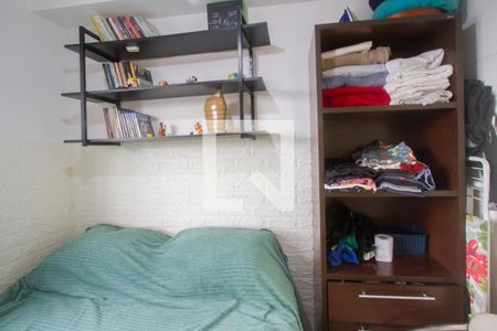 Quarto 1 de apartamento para alugar com 2 quartos, 44m² em Jardim Novo Santo Amaro, São Paulo