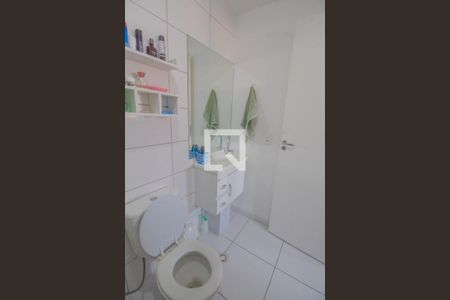 Banheiro de apartamento à venda com 1 quarto, 32m² em Vila Graciosa, São Paulo