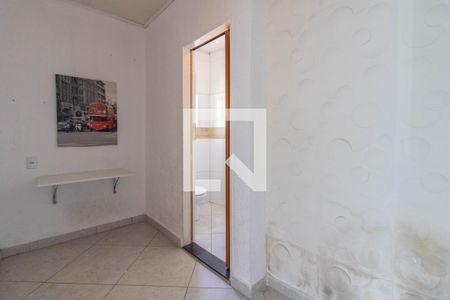 Casa à venda com 360m², 2 quartos e sem vaga Casa à venda com 360m², 2 quartos e sem vagaHall dos Quartos