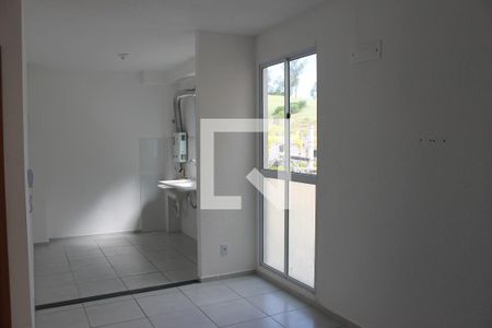 Sala de apartamento para alugar com 2 quartos, 48m² em Vila Lage, São Gonçalo