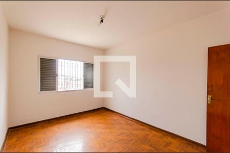 Quarto 1 de casa para alugar com 2 quartos, 150m² em Vila Ré, São Paulo