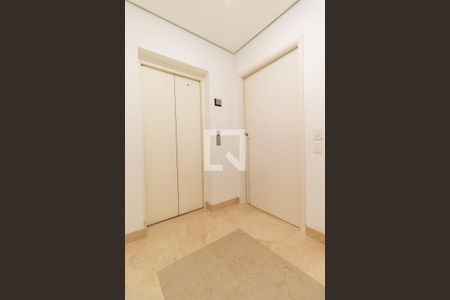 Sala - Hall de entrada de apartamento para alugar com 2 quartos, 115m² em Jardim Paulista, São Paulo