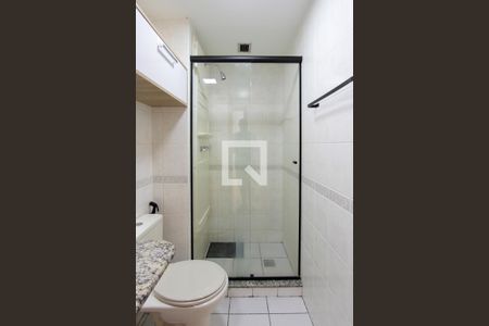 Banheiro de apartamento para alugar com 2 quartos, 80m² em Barra da Tijuca, Rio de Janeiro