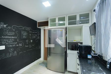 Casa à venda com 155m², 3 quartos e 4 vagas Casa à venda com 155m², 3 quartos e 4 vagasCozinha