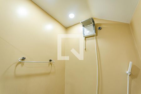 Casa à venda com 155m², 3 quartos e 4 vagas Casa à venda com 155m², 3 quartos e 4 vagasBanheiro Social