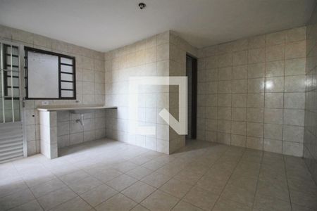 Cozinha de casa para alugar com 1 quarto, 45m² em Jardim Mirna, Taboão da Serra