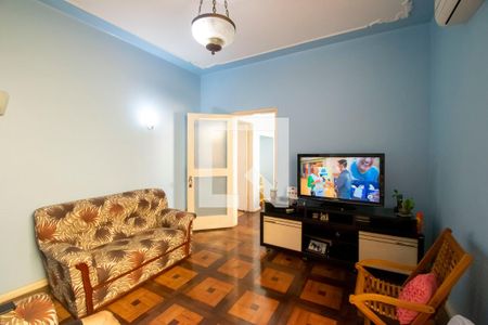 Sala de Estar de casa à venda com 3 quartos, 135m² em São José, Porto Alegre