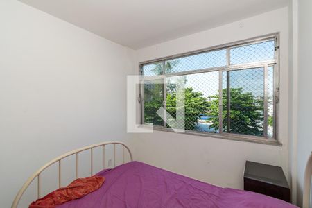 Quarto 1 de apartamento para alugar com 3 quartos, 67m² em Olaria, Rio de Janeiro