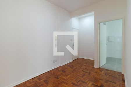 Sala de apartamento para alugar com 2 quartos, 130m² em Cerqueira César, São Paulo