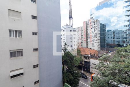 Vista da sala de apartamento para alugar com 2 quartos, 130m² em Cerqueira César, São Paulo