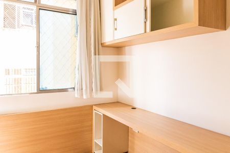 Quarto 1 de apartamento para alugar com 2 quartos, 70m² em Castelo, Belo Horizonte