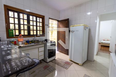 Cozinha de casa para alugar com 2 quartos, 72m² em Ferreira, São Paulo