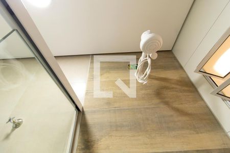 Detalhe Banheiro de kitnet/studio para alugar com 1 quarto, 18m² em Jardim Regina, São Paulo