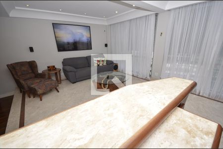 Sala de apartamento à venda com 4 quartos, 134m² em Laranjeiras, Rio de Janeiro