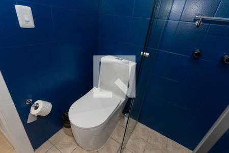 Studio para alugar com 40m², 1 quarto e 1 vaga Studio para alugar com 40m², 1 quarto e 1 vagaBanheiro