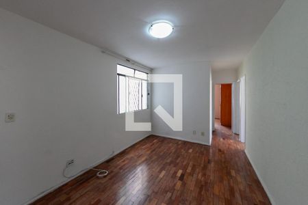 Sala de apartamento para alugar com 3 quartos, 68m² em Eldorado, Contagem