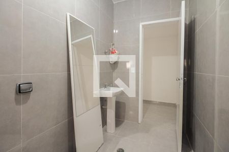 Banheiro  de apartamento à venda com 2 quartos, 130m² em Brás, São Paulo