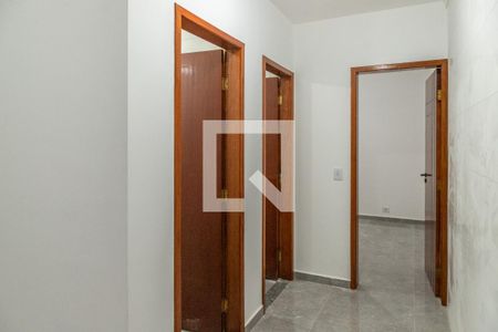 Corredor de apartamento para alugar com 1 quarto, 39m² em Jardim Aricanduva, São Paulo