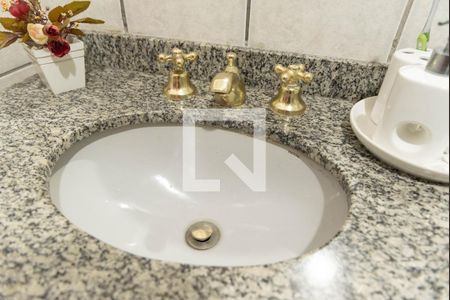 Casa à venda com 264m², 3 quartos e 1 vaga Casa à venda com 264m², 3 quartos e 1 vagaDetalhe do Banheiro da Suite