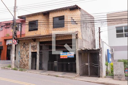 Casa à venda com 264m², 3 quartos e 1 vaga Casa à venda com 264m², 3 quartos e 1 vagaFachada